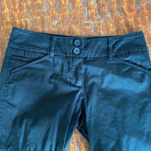 New * NEW YORK & COMPANY * BLACK Cropped CAPRI Stretch PANTS * Pockets * sz 2 - Picture 3 of 9